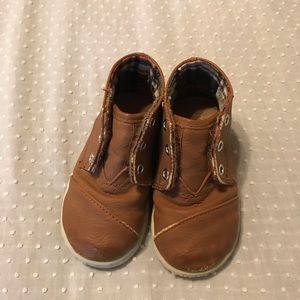 Toddler toms